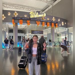 Meet your Posher, Kaylyn